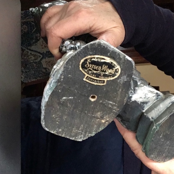 Beautiful Vintage Syroco Wood Metallic Peacocks Pair - Picture 5 of 6